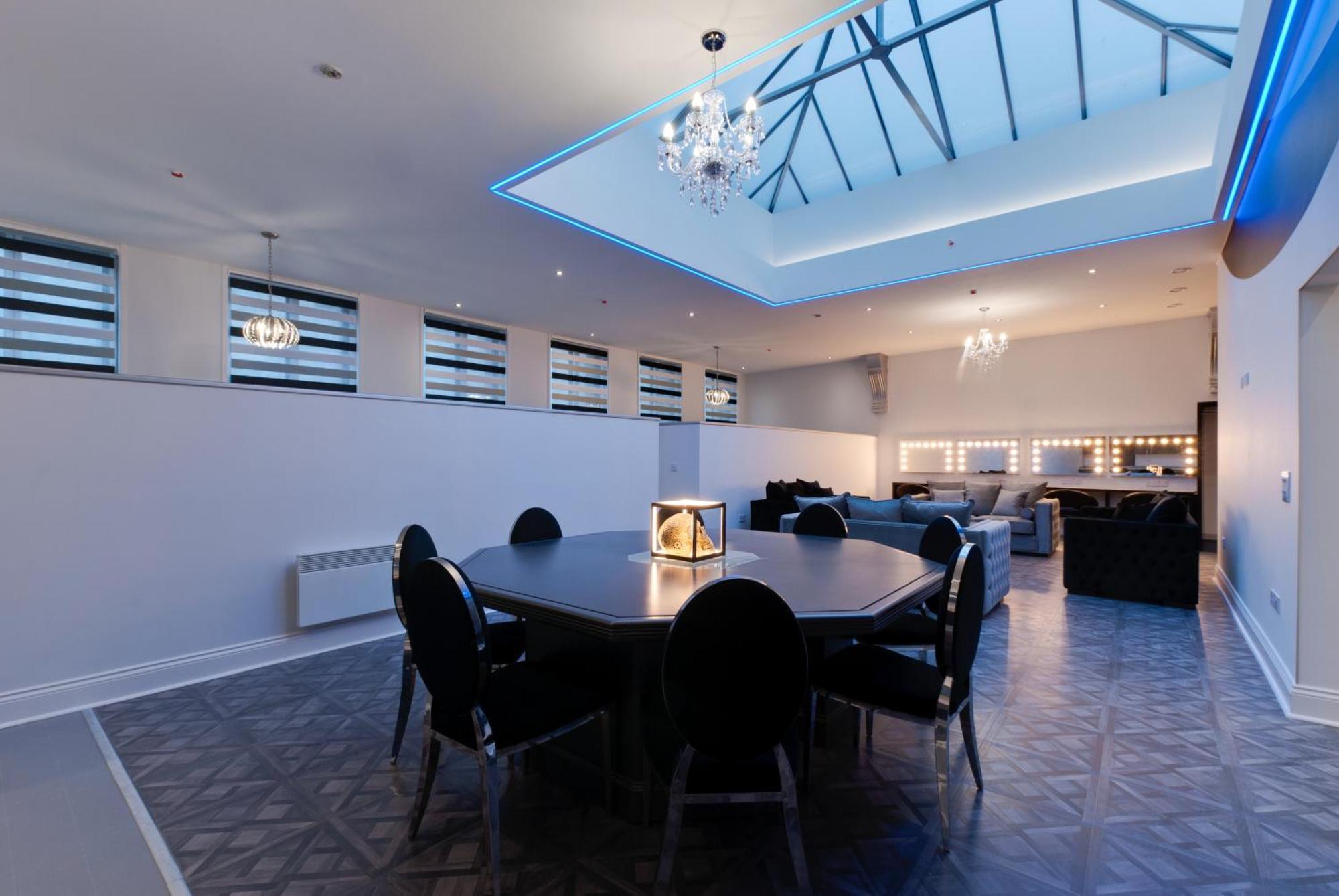 Temple Court Cavern Quarter Apartments By Happy Days Liverpool Esterno foto